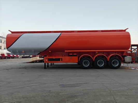 33000L 40000L Litrestri Ejes Tanque de combustible líquido de aceite Cisterna Semi remolque con banda de rodadura de 1820 mm